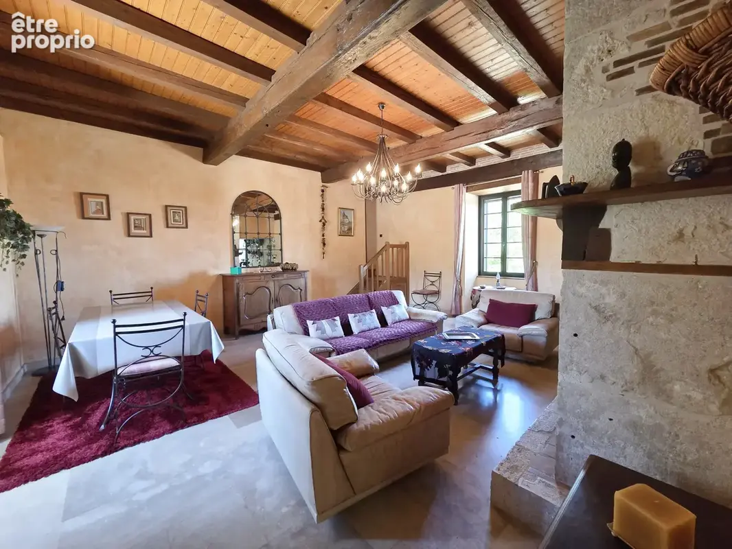 Très belle propriété à vendre dans le sud du Lot sur les hauteurs avec une superbe vue - photo 8