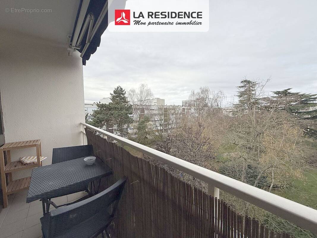 Appartement à VELIZY-VILLACOUBLAY