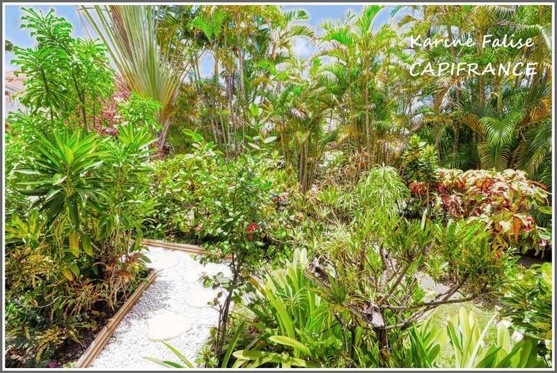 Maison à SAINTE-ANNE