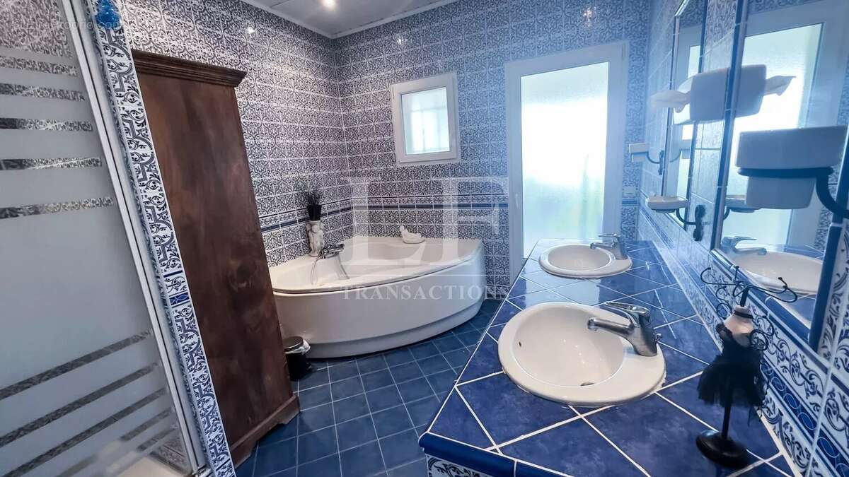 Maison à LES ADRETS-DE-L'ESTEREL