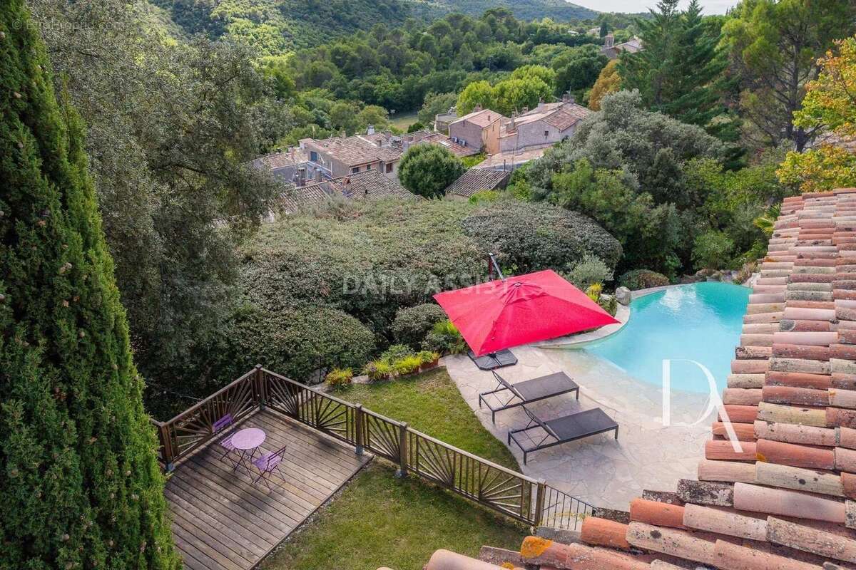 Appartement à VAUVENARGUES