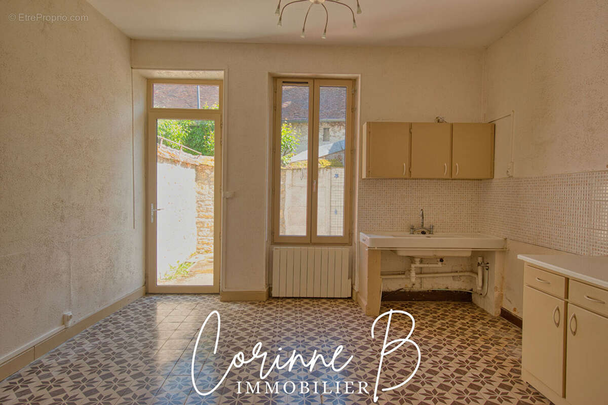 Maison à AUGERVILLE-LA-RIVIERE