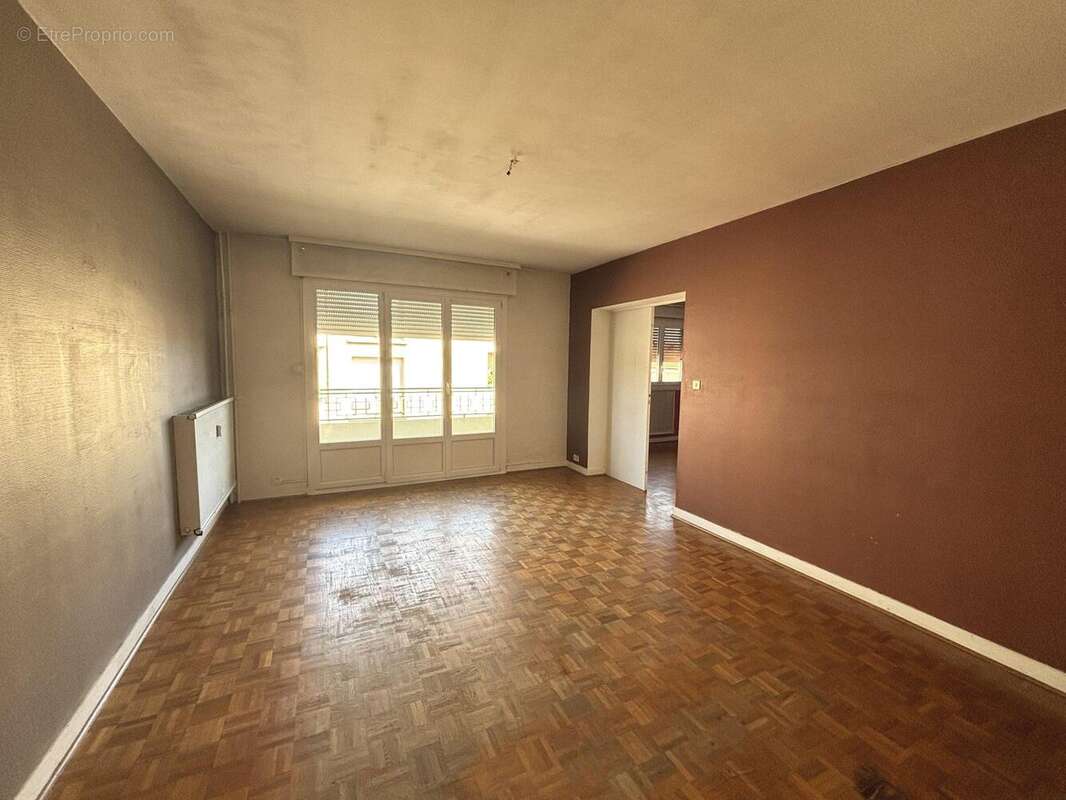 Appartement 79 m² à Bourg-De-Peage  - photo 2