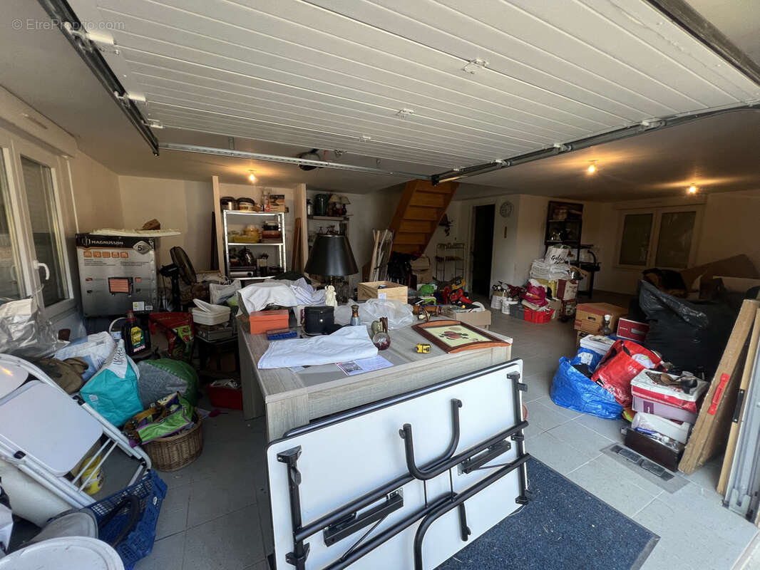 Maison à BOSGUERARD-DE-MARCOUVILLE