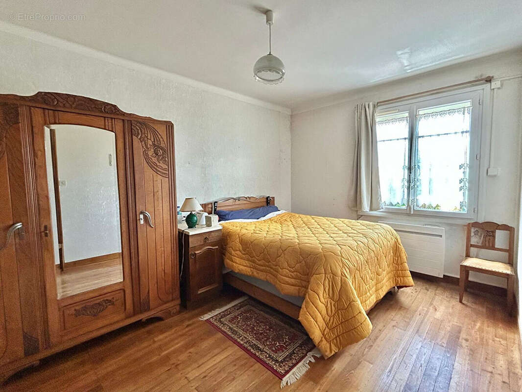 Maison à SAINTE-FLAIVE-DES-LOUPS