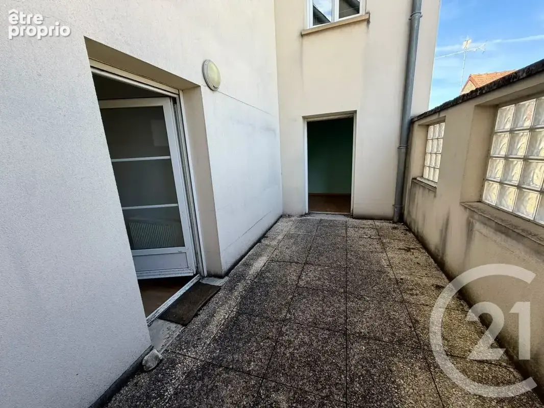 Appartement 3 pièces 76 m² à vendre à Crepy-En-Valois (60800) - photo 3