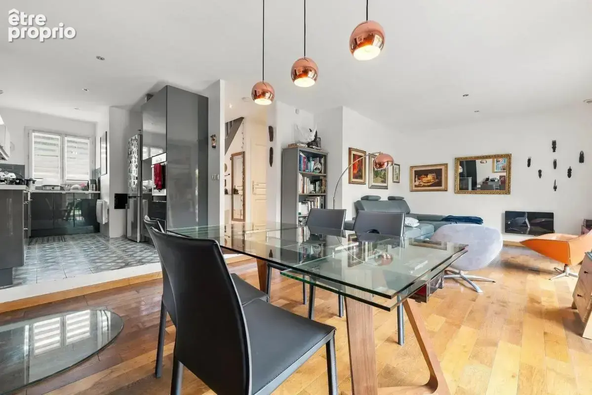 Agréable Maison de 7 pièces de 117 m² à Villejuif - photo 1