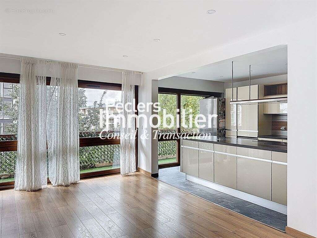 Appartement à RUEIL-MALMAISON