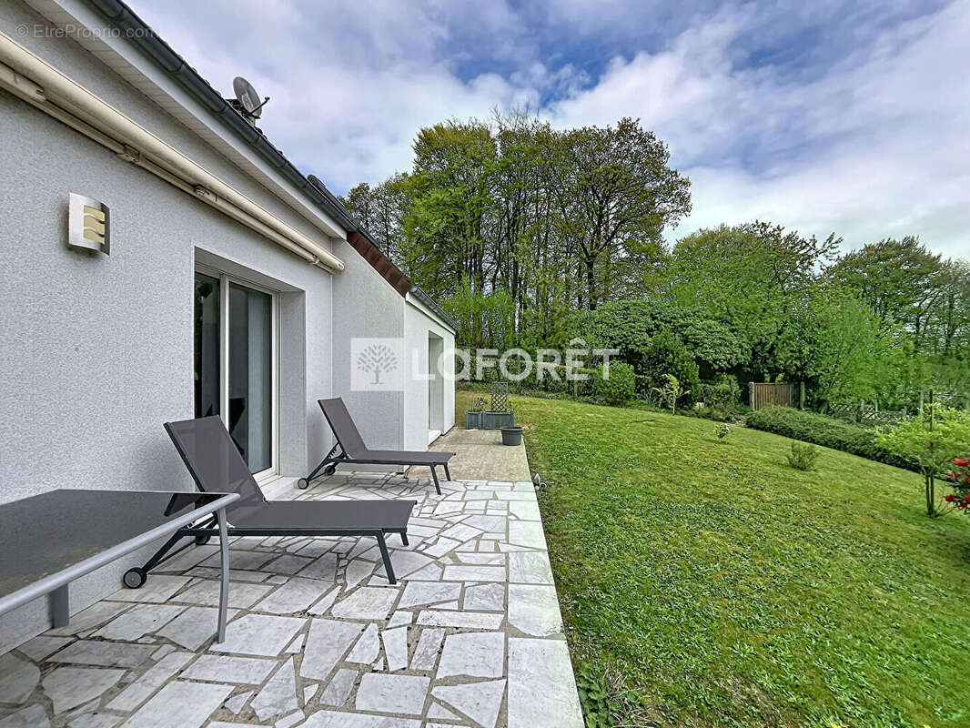 Maison à SAINT-GEORGES-DES-GROSEILLERS