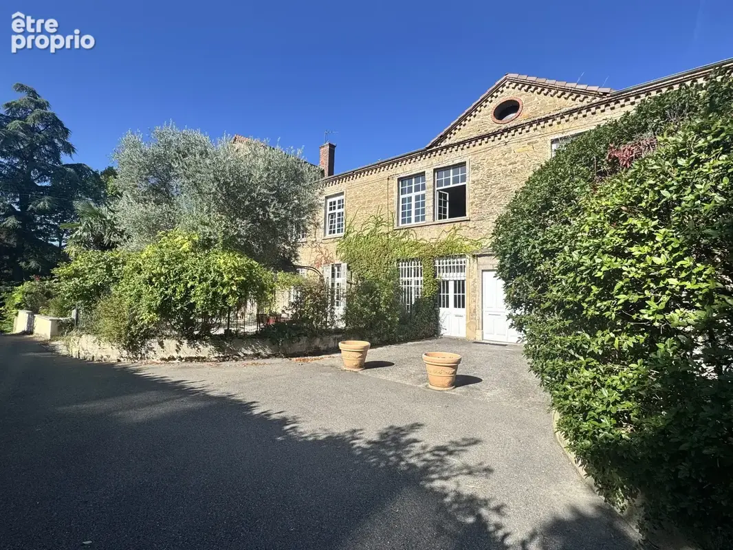 Loft de charme   125 m2 Carrez/ 175 m2 au sol   Parc privé - photo 2