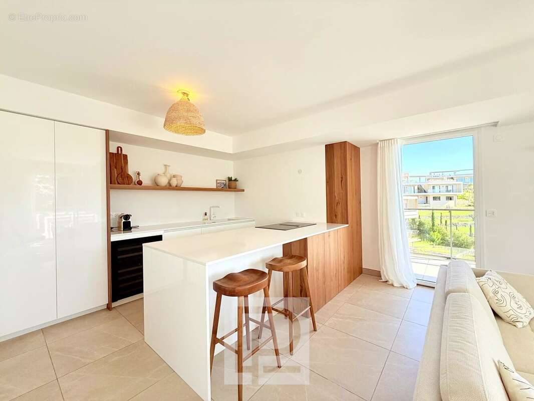 Appartement à MOUGINS