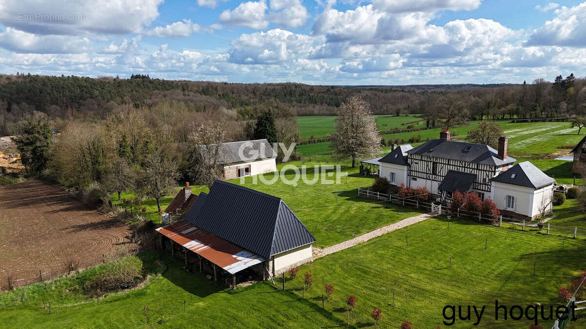 Maison à BERNAY