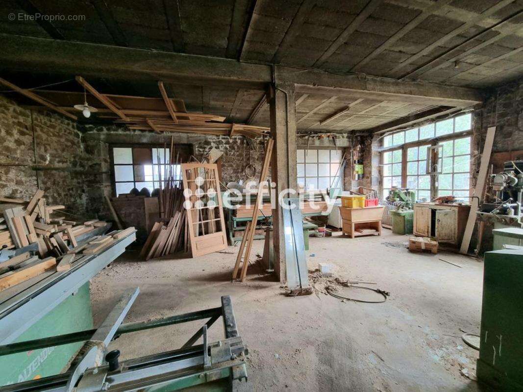 Maison à ALBARET-SAINTE-MARIE