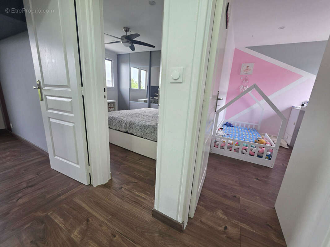 Maison à SAINT-QUENTIN-FALLAVIER