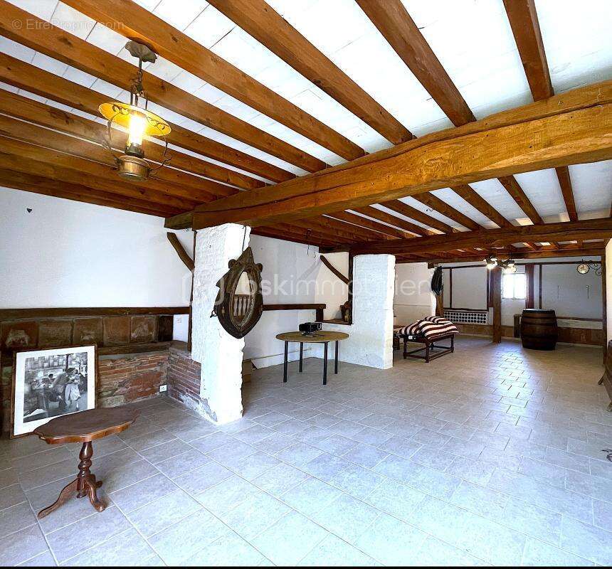 Maison à VILLEMUR-SUR-TARN
