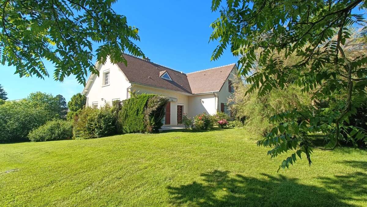 Maison ancienne 6 chambres neuville de poitou - photo 2
