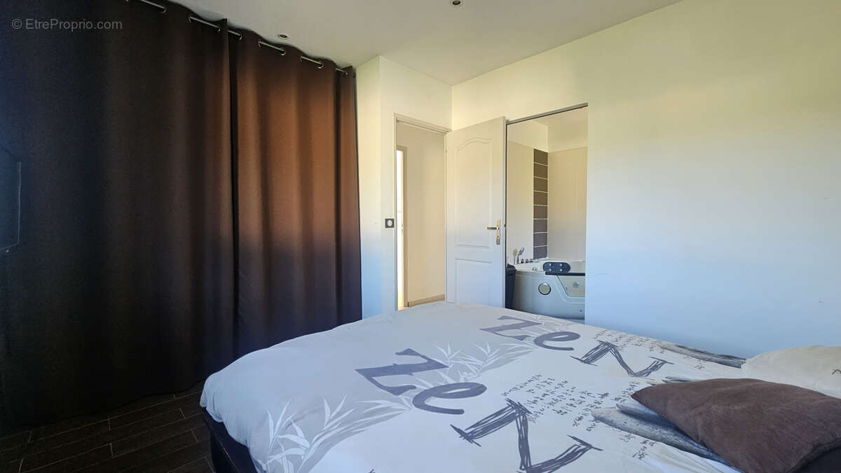 Maison à PEYMEINADE