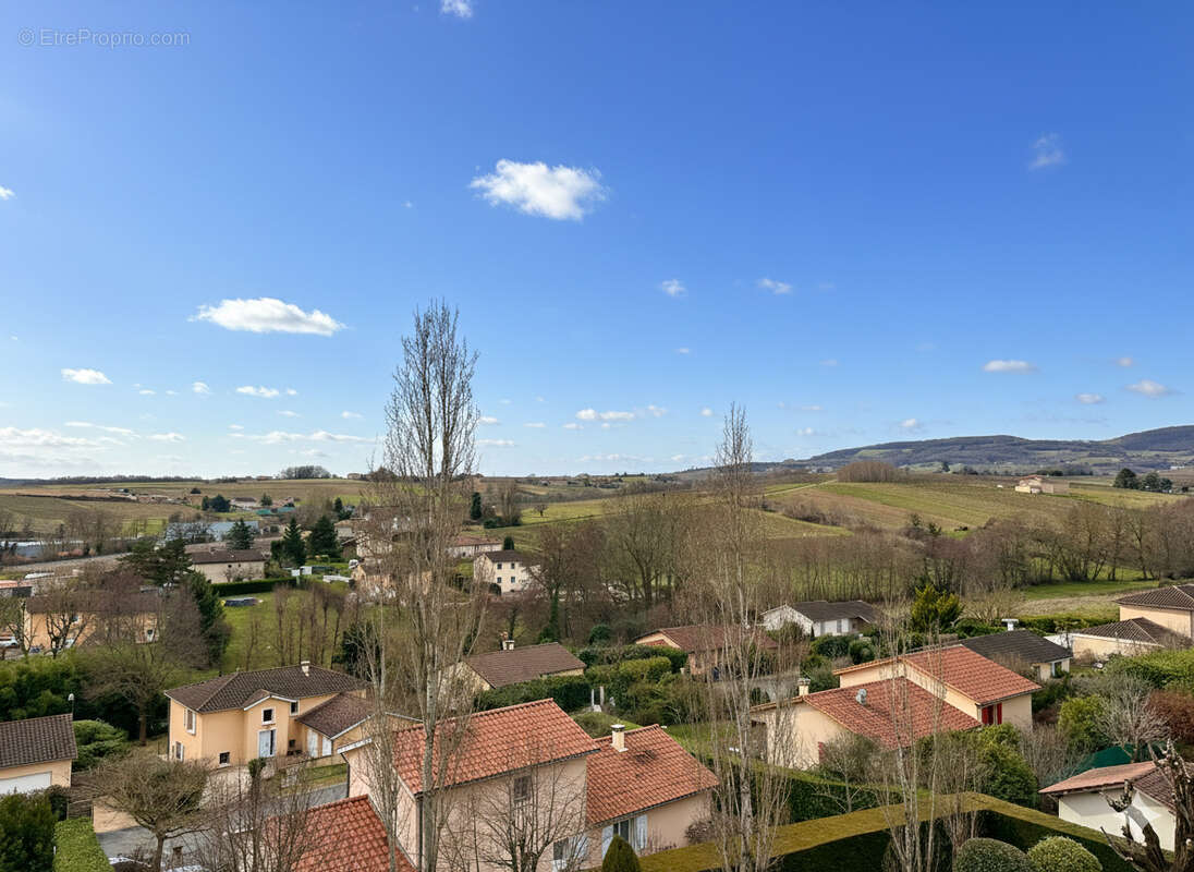 Appartement à LIERGUES