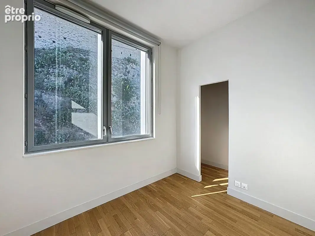 Avignon Intra-muros - Duplex de 80 m² - terrasse - parking - photo 7