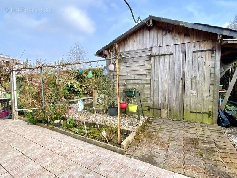 Maison à QUETTEVILLE