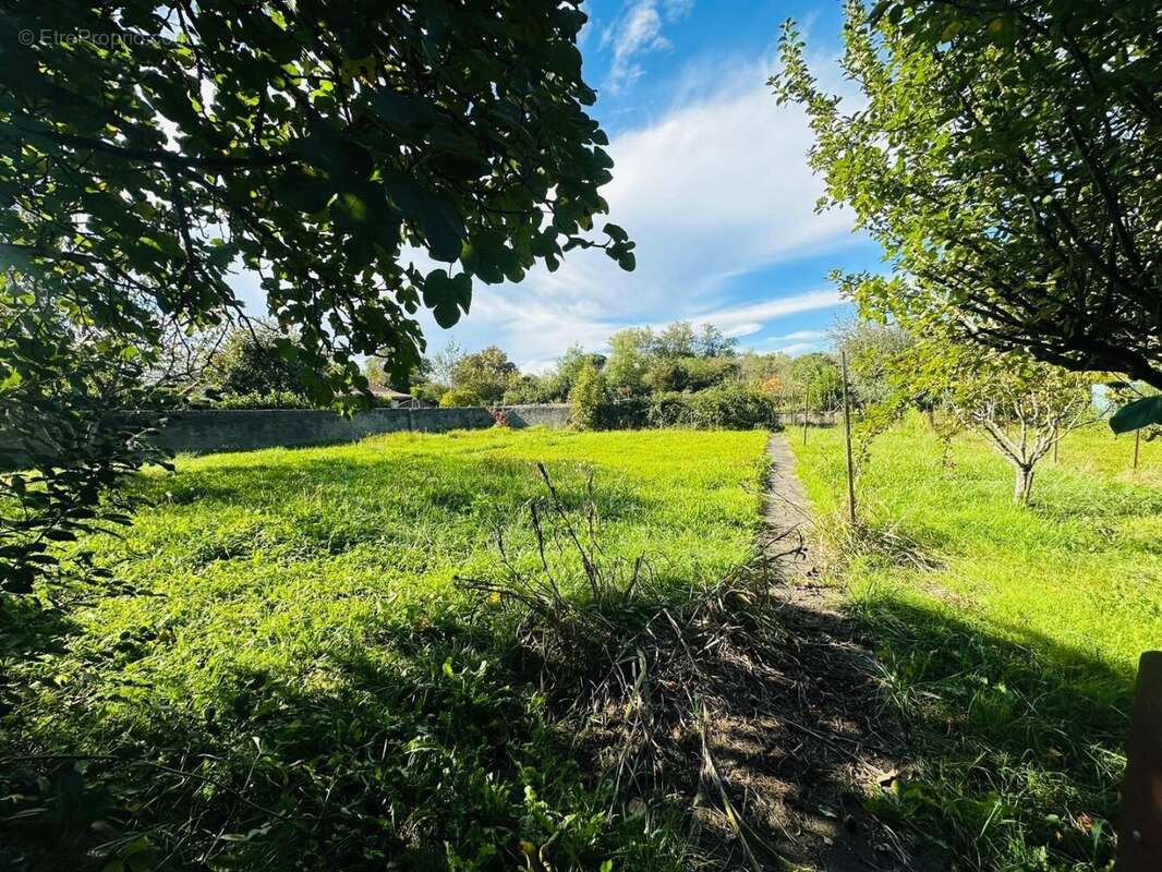 Maison à DAUMAZAN-SUR-ARIZE