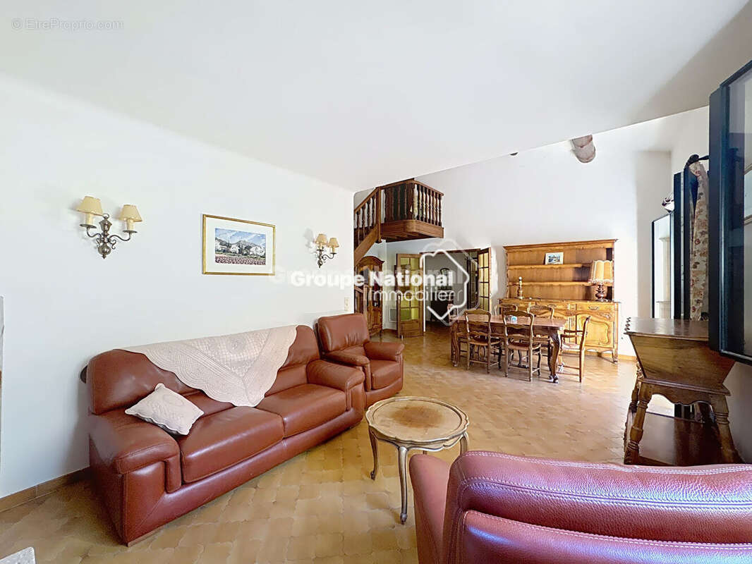 Maison à CHEVAL-BLANC