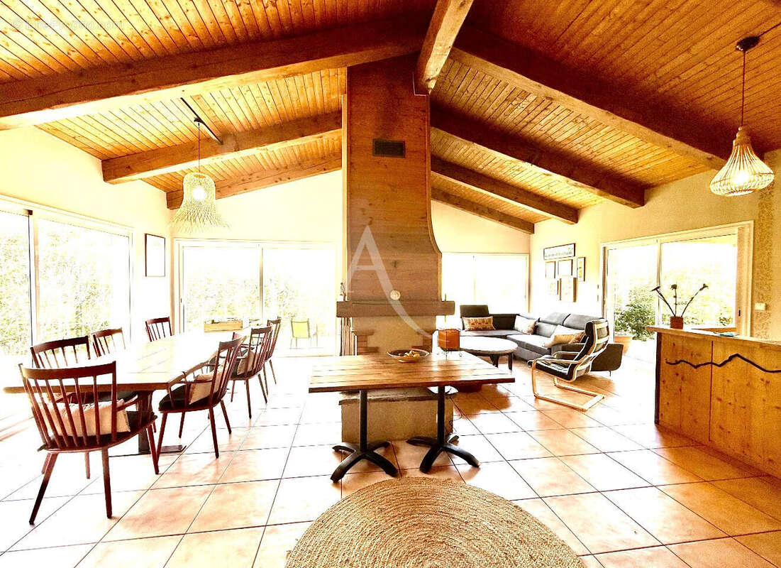 Maison à ARLES-SUR-TECH