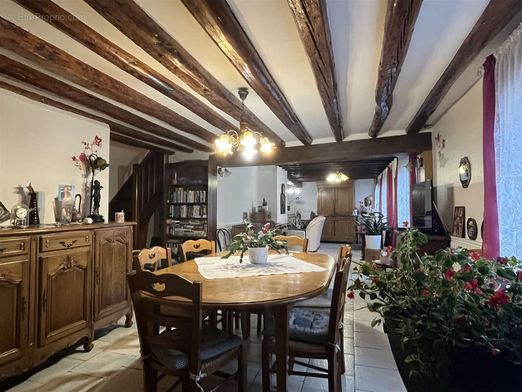 Maison à VIMOUTIERS
