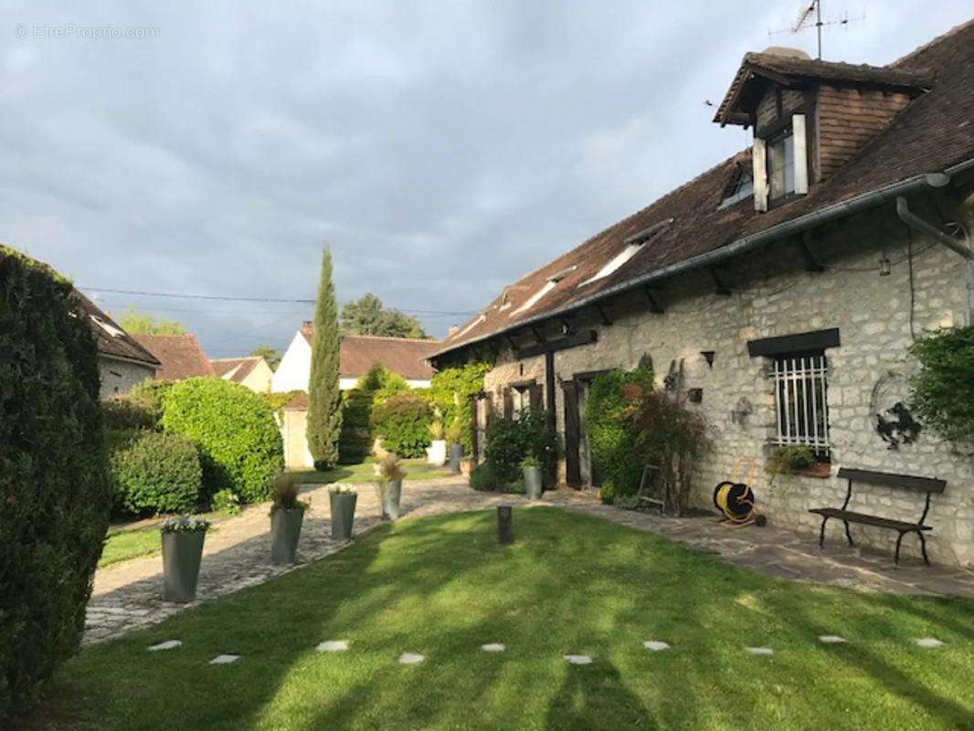 Maison à SOUPPES-SUR-LOING