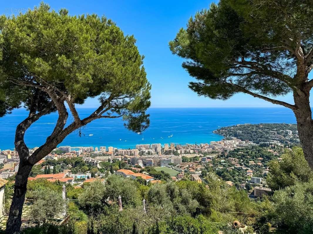 Maison à ROQUEBRUNE-CAP-MARTIN