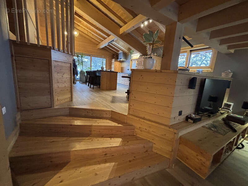 Maison à ARACHES-LA-FRASSE