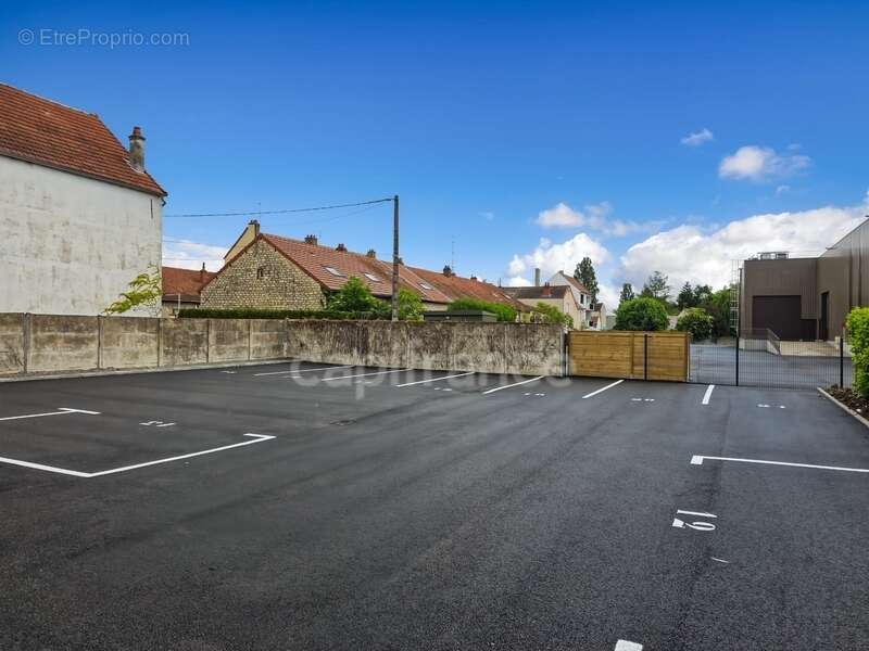 Parking à CHALON-SUR-SAONE