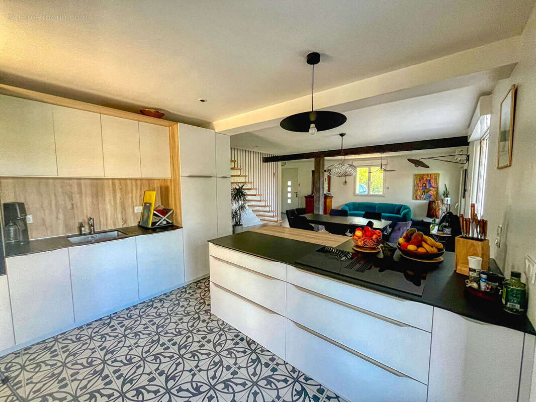 Maison à SAINT-SULPICE-DE-ROYAN