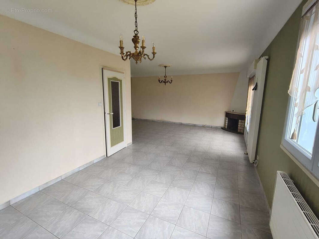 Maison à PAIMBOEUF