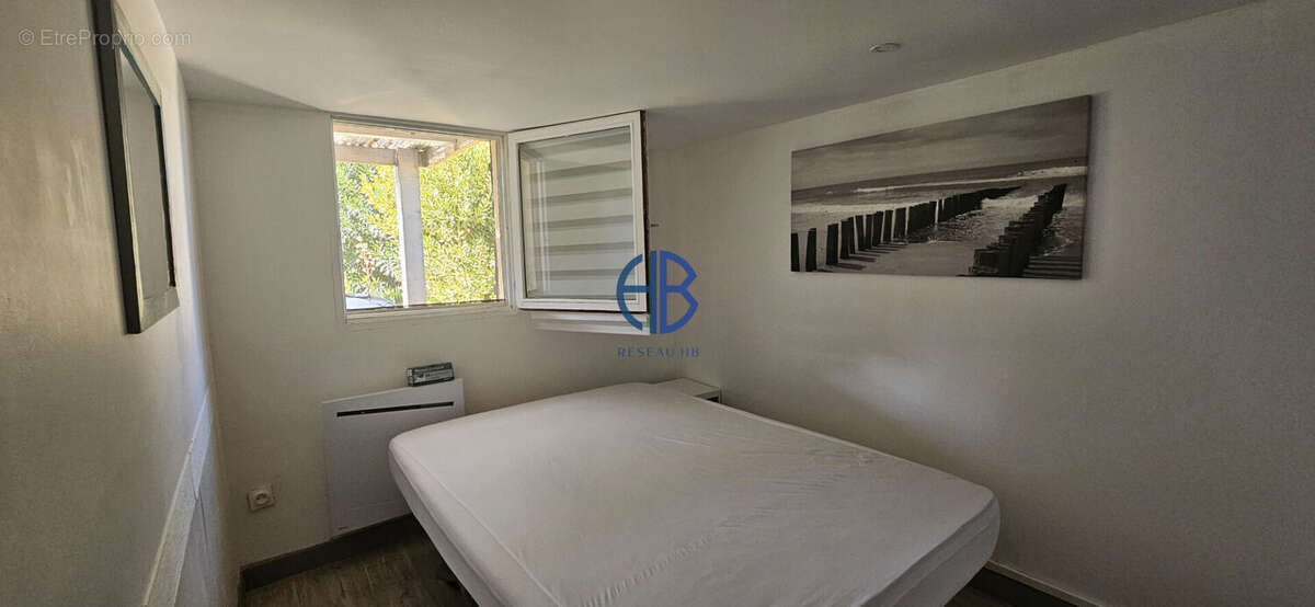 Grau d'agde-maison 4 faces avec piscine et dependances - photo 11