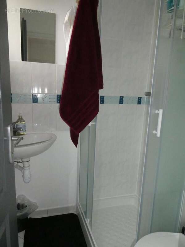 Appartement 240 m² à Lisieux  - photo 3