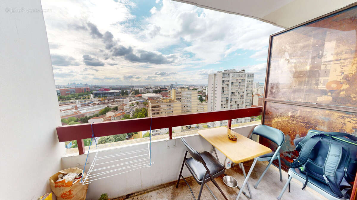 Appartement à AUBERVILLIERS