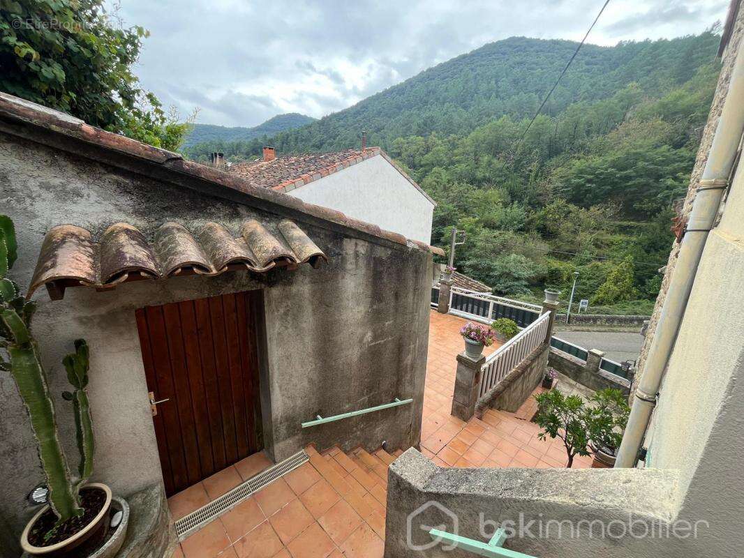 Maison à ROBIAC-ROCHESSADOULE