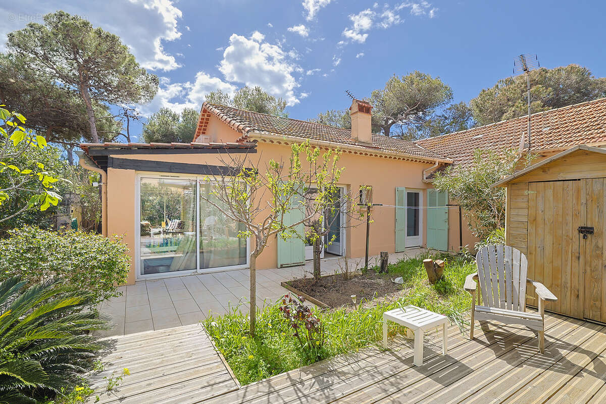 Appartement à HYERES