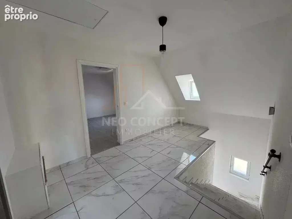 Maison rénovée de 113 m2 à Rountzenheim - photo 15