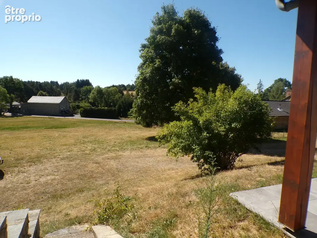 Maison avec grand terrain et vue dominante - photo 23