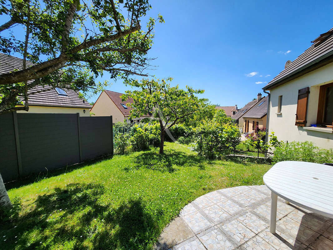 Maison à DOURDAN