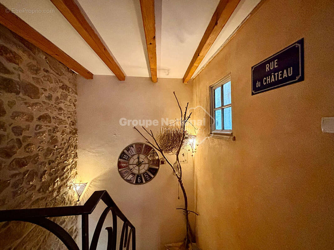 Maison Saint Nazaire de Pezan 6 pièce(s) 117 m2 avec terrasse et piscine - photo 13