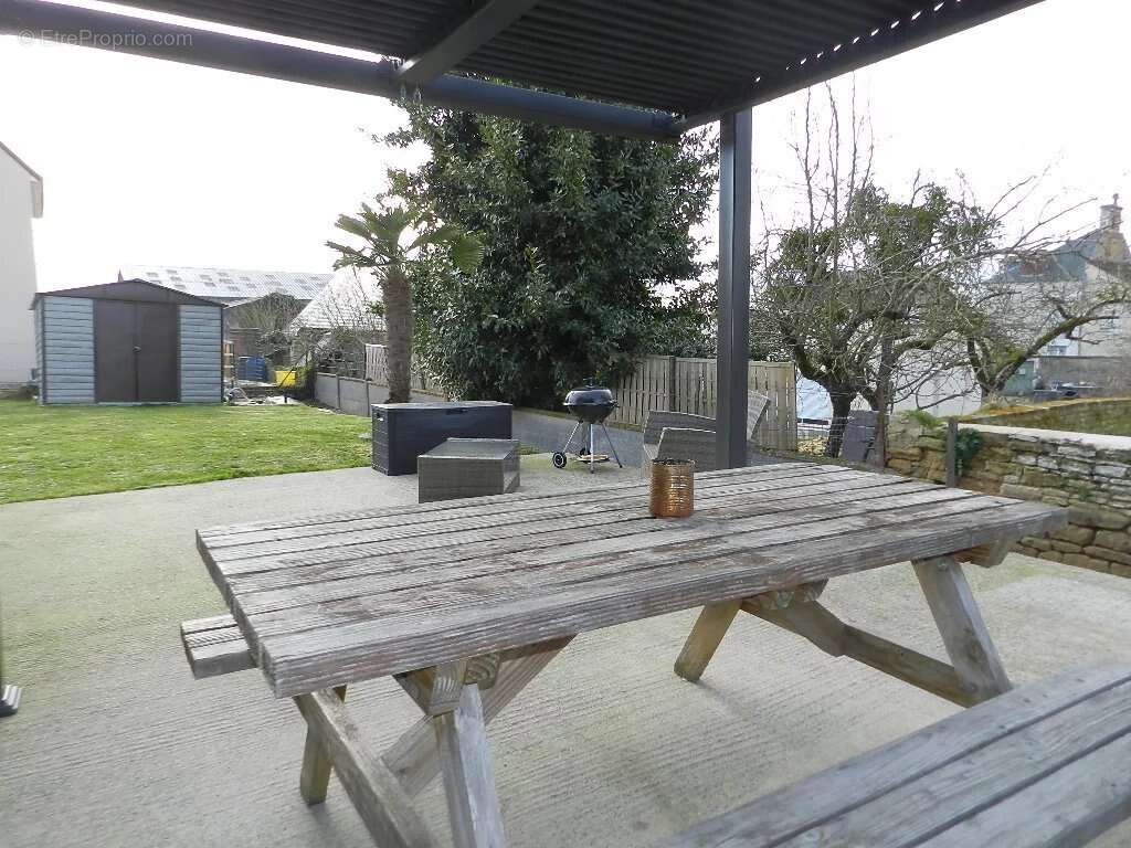 Maison à SAINT-PIERRE-SUR-DIVES