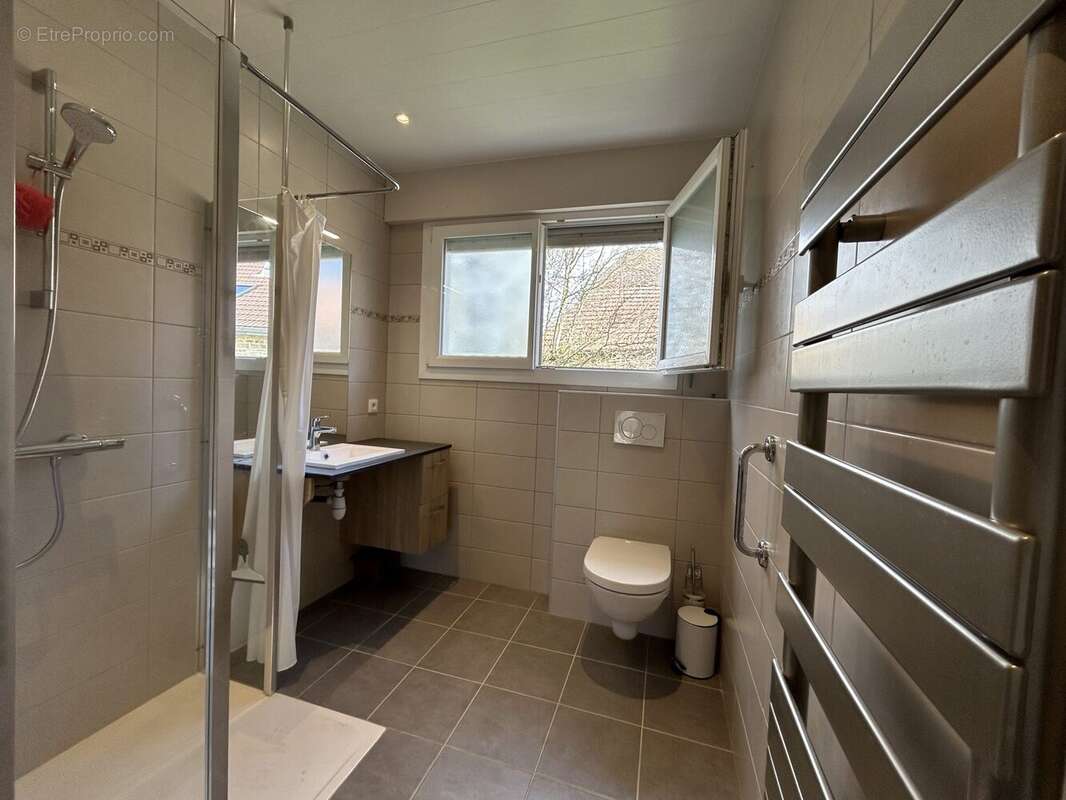 Maison 182 m² à Sombacour  - photo 4