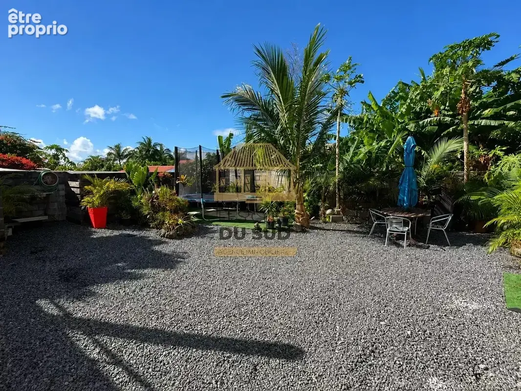 A vendre- maison de type t5 de 106 m² environ - saint philippe - 247 000 € - photo 10