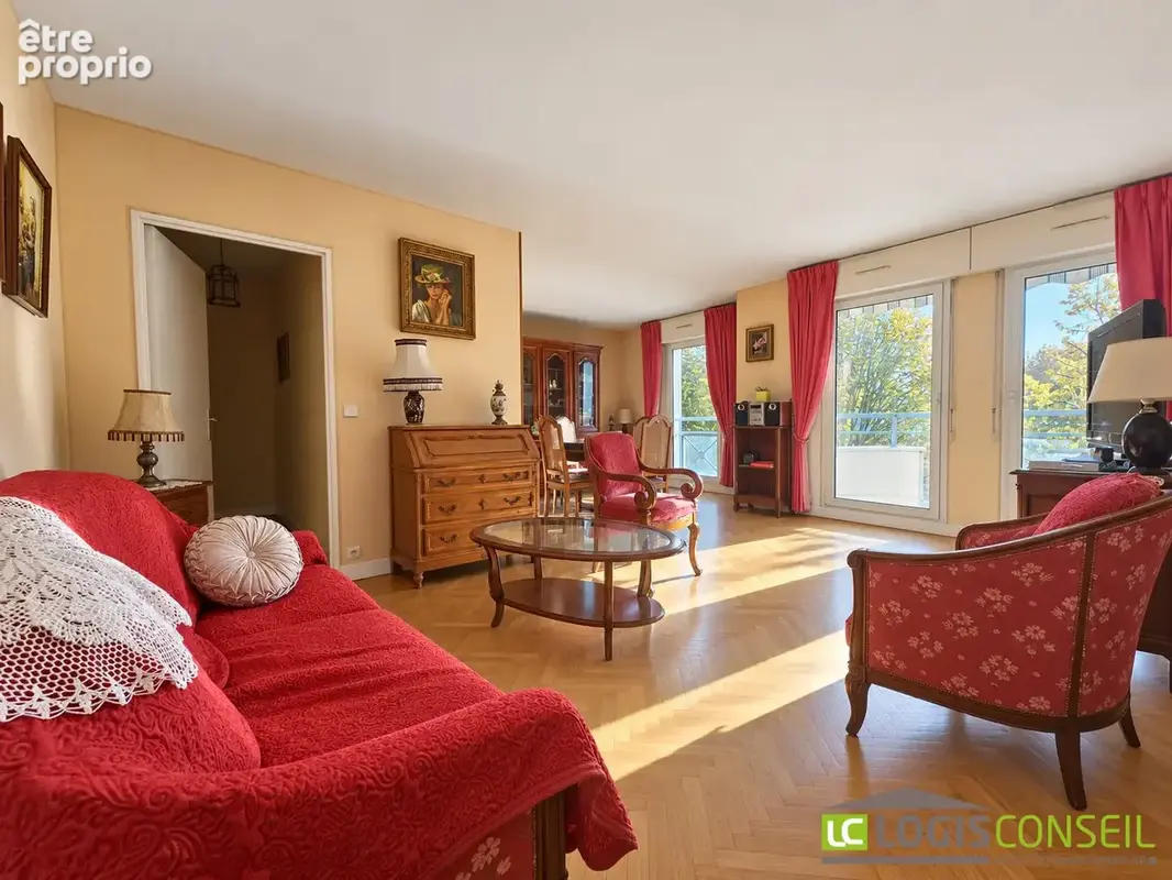 Appartement 3 pièces 63 m² à vendre à Chatillon (92320) - photo 2