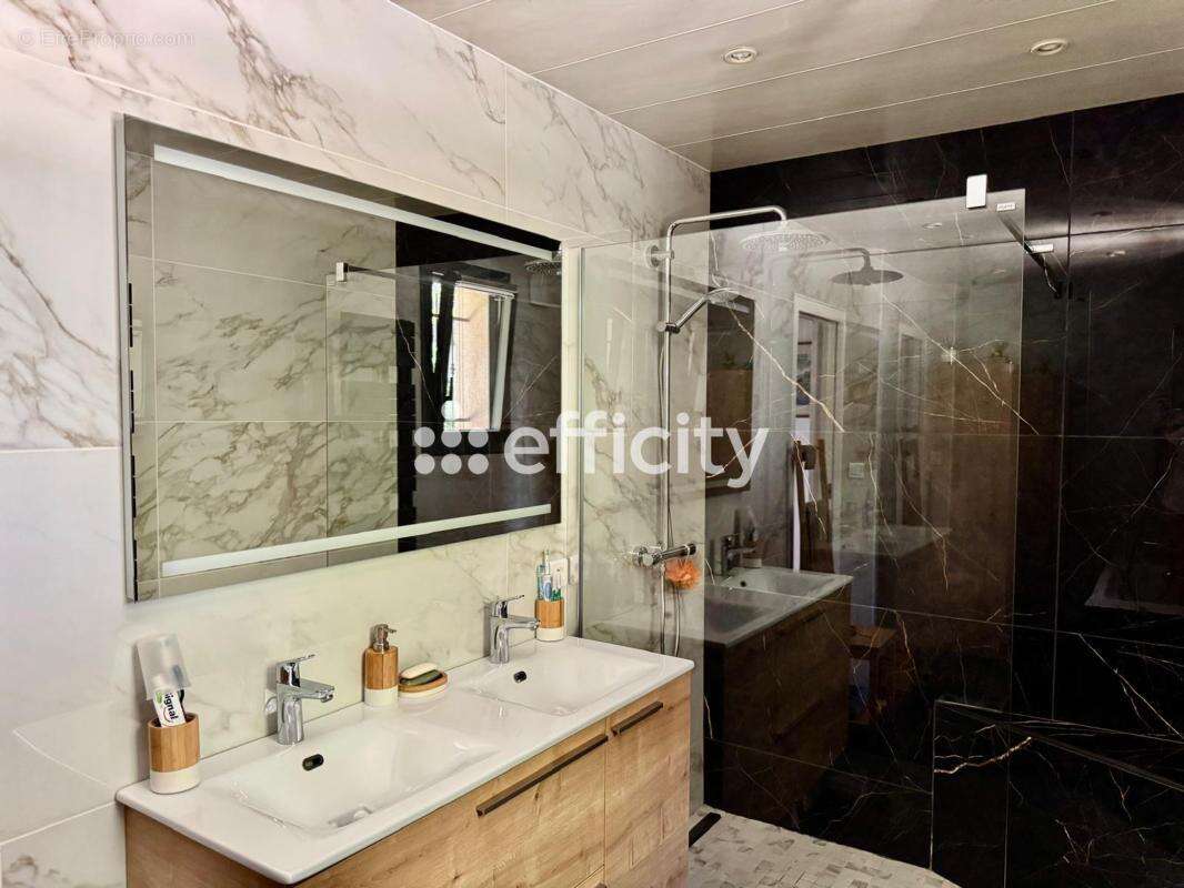 Maison à TOULON