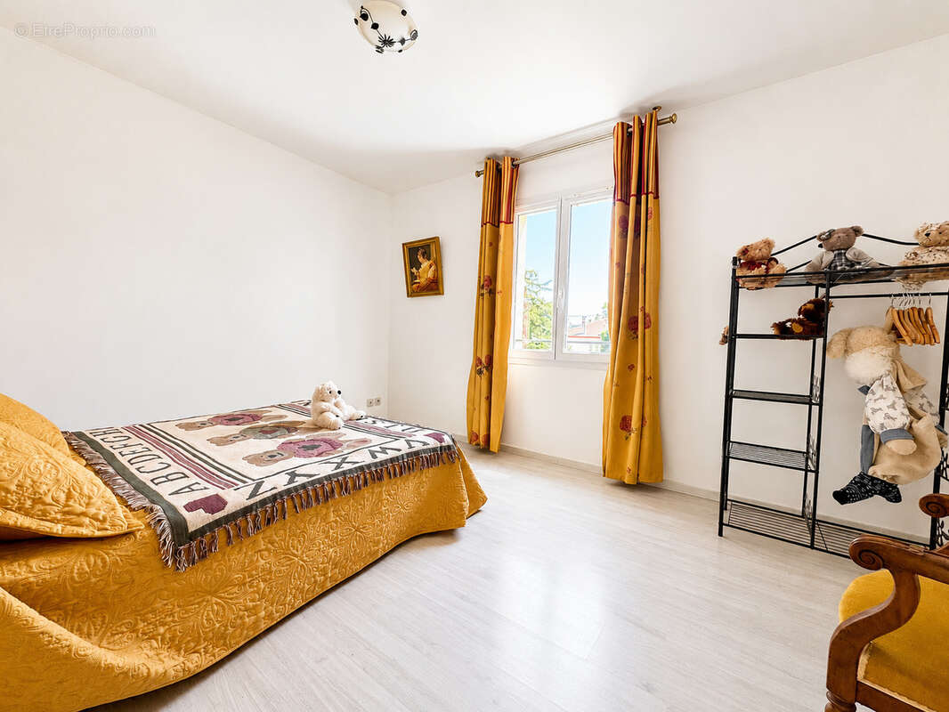 Valreas centre - villa - quartier calme - photo 21