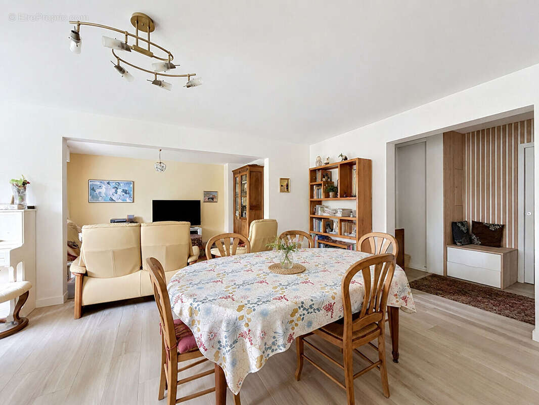 Appartement à ANNECY-LE-VIEUX